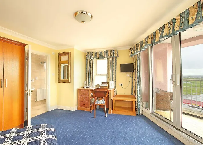 The Sands 3* Tramore